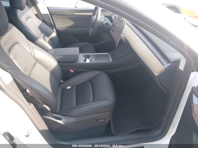 2023 TESLA MODEL Y 7SAYGAEEXPF831514 Photo 4