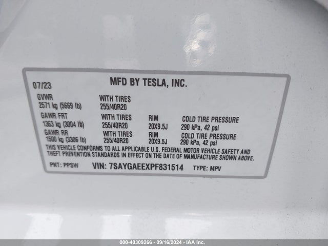 2023 TESLA MODEL Y 7SAYGAEEXPF831514 Photo 8