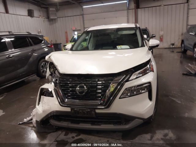 5N1AT3BB6MC796118 Nissan Rogue Sv Intelligent Awd