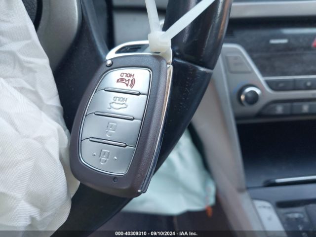 KMHD84LF7HU281389 Hyundai Elantra Limited