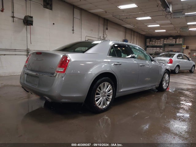 Chrysler 300 2014 2C3CCARG8EH163397 Image 4