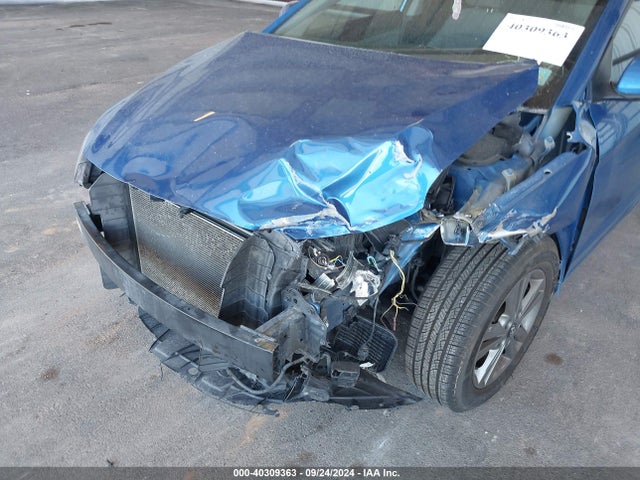5NPD84LF8HH080244 Hyundai ELANTRA SE