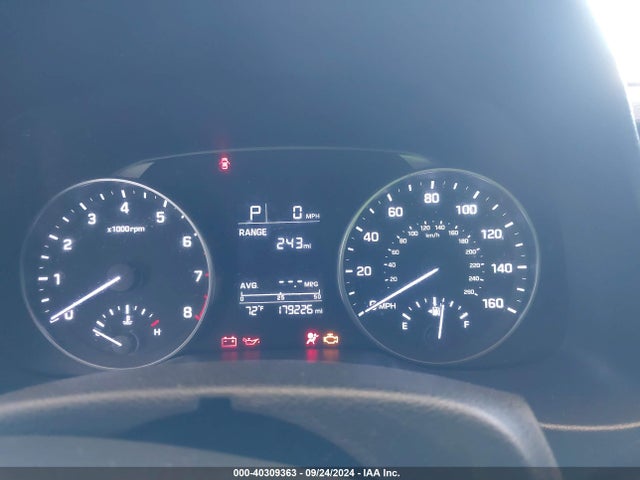 5NPD84LF8HH080244 Hyundai ELANTRA SE