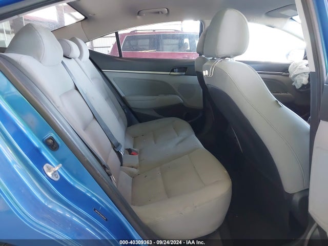 5NPD84LF8HH080244 Hyundai ELANTRA SE