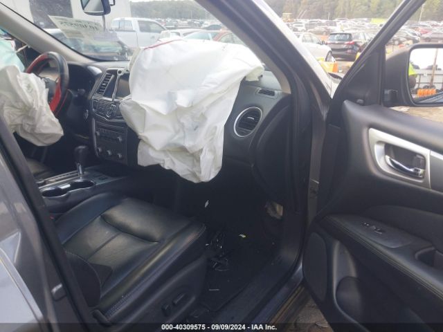 5N1DR2MM1KC644930 Nissan Pathfinder Sl