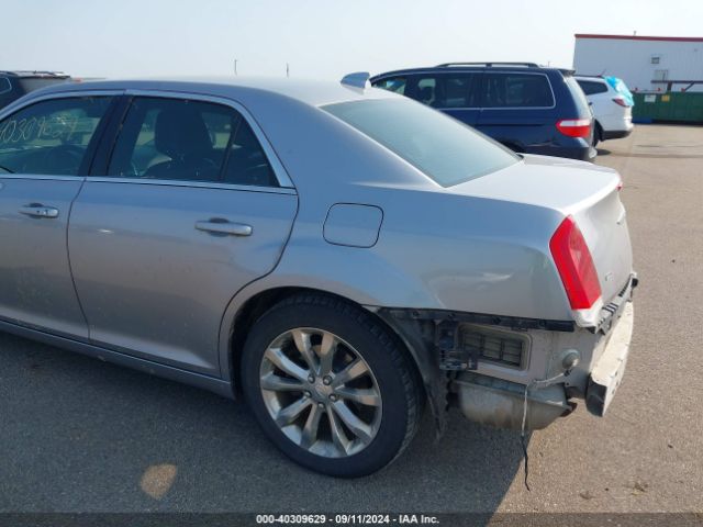 2C3CCARG2HH580339 Chrysler 300 Limited Awd