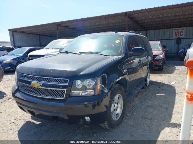 Chevrolet Tahoe Lt 2014 1GNSCBE05ER114607 Image 2