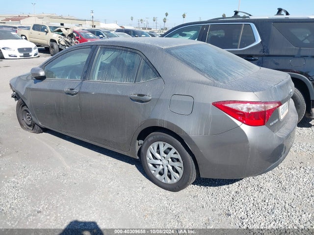 Toyota COROLLA LE 2017 2T1BURHE0HC941306 Image 3