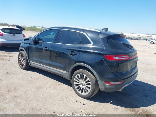 Продажа на аукционе авто 2017 Lincoln Mkc Reserve, vin: 5LMCJ3C95HUL24239, номер лота: 40309666