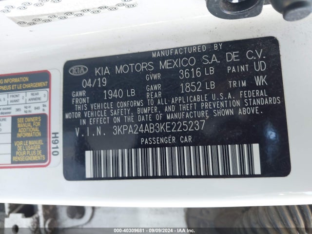KIA RIO S 2019 3KPA24AB3KE225237 Image 9
