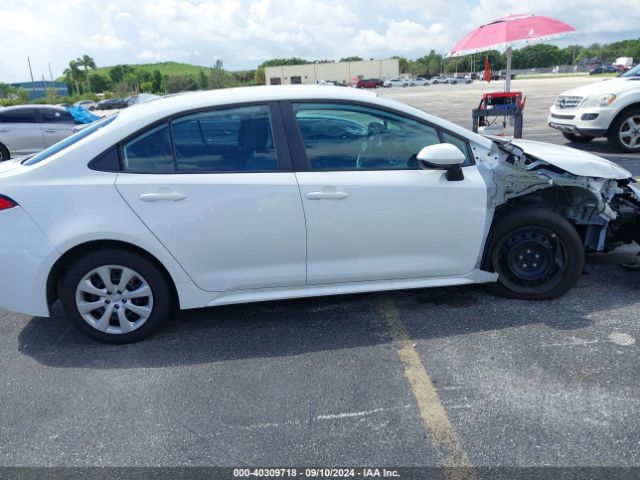 5YFEPMAE7NP273274 Toyota COROLLA LE