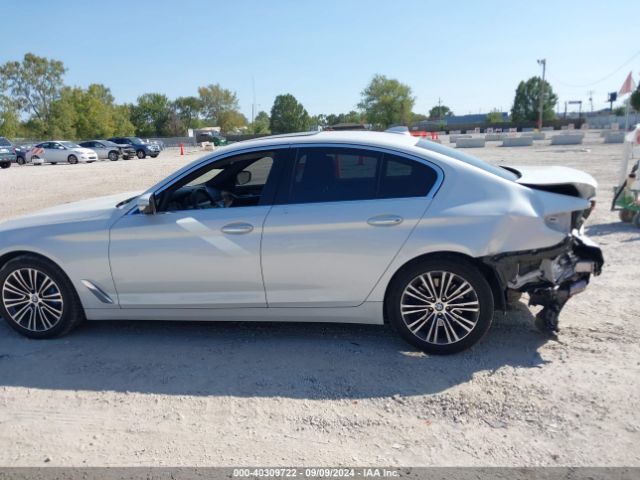 WBAJA7C33HG905588 BMW 530i Xdrive