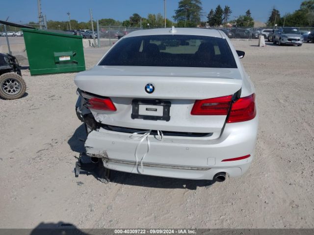 WBAJA7C33HG905588 BMW 530i Xdrive