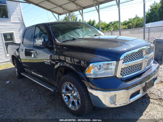 2017 RAM 1500 1C6RR7NT1HS859677