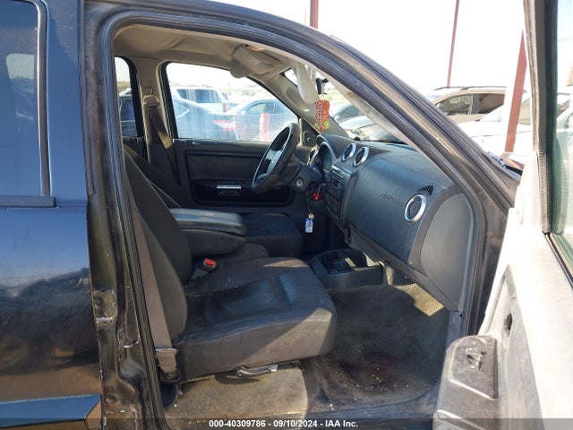 2006 MITSUBISHI RAIDER 1Z7HC28K56S537668 Photo 4