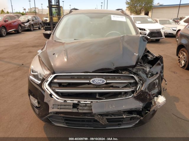 1FMCU0GD9KUB29789 Ford ESCAPE SE