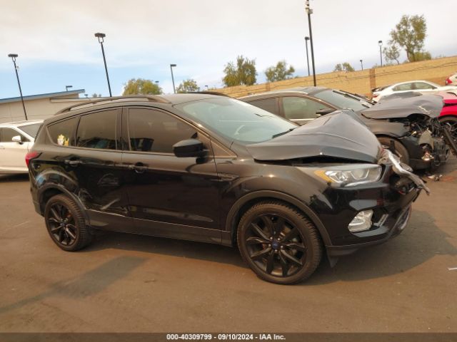 1FMCU0GD9KUB29789 Ford ESCAPE SE