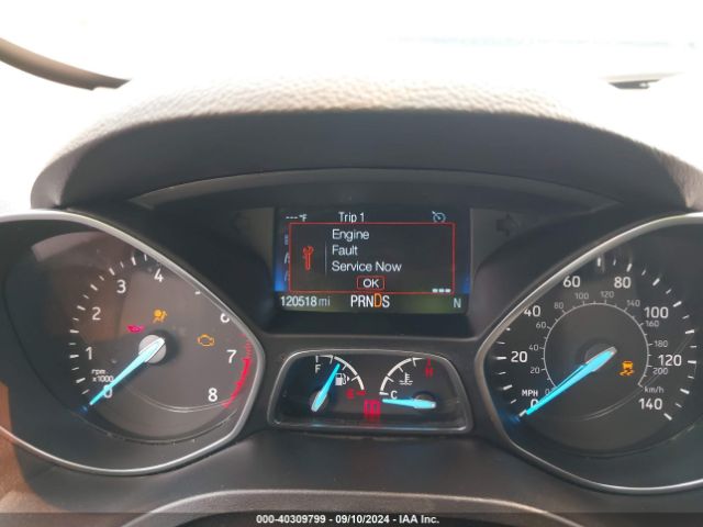 1FMCU0GD9KUB29789 Ford ESCAPE SE