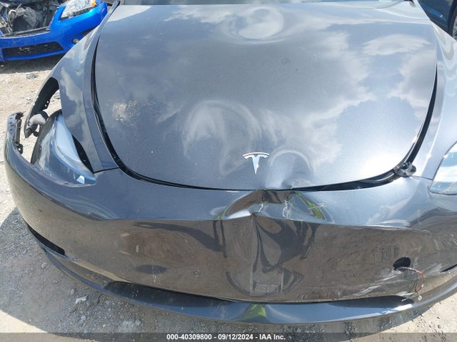 2024 TESLA MODEL Y 7SAYGDEE5RF153694 Photo 9