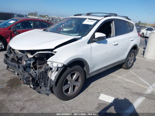 Toyota Rav4 Xle 2015 2T3WFREV7FW229023 Image 2