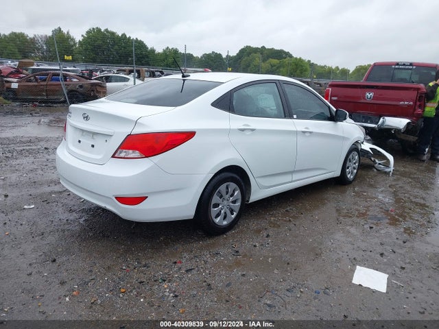 Hyundai ACCENT SE 2017 KMHCT4AE9HU173246 Image 4