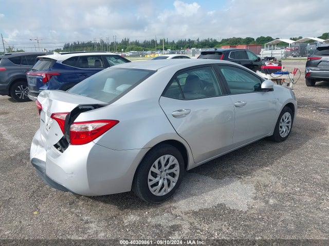 Toyota COROLLA LE 2017 2T1BURHE2HC820955 Image 4