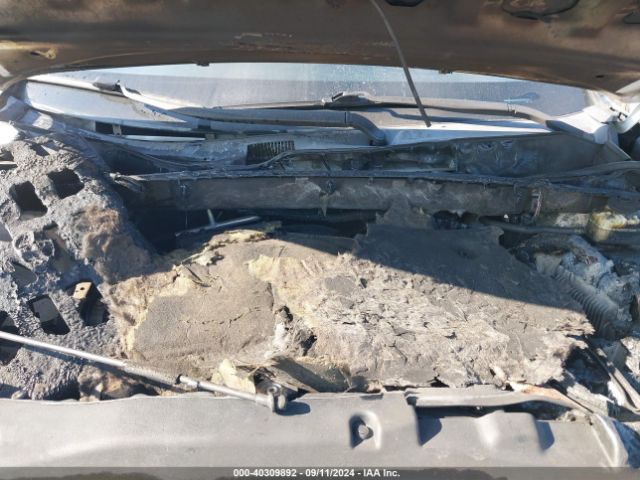 5TDBZRFH2KS723106 Toyota Highlander Le Plus