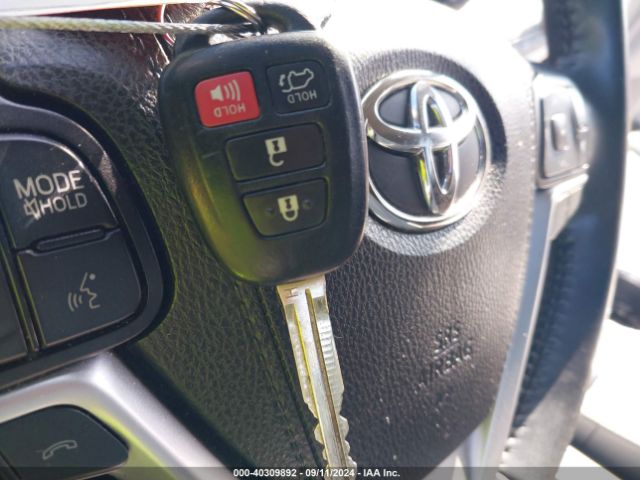 5TDBZRFH2KS723106 Toyota Highlander Le Plus