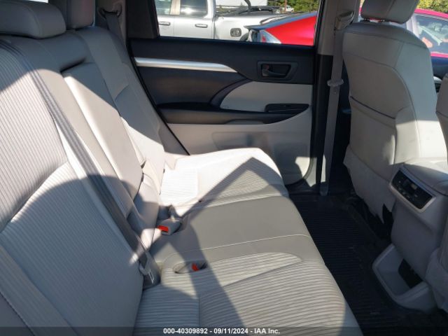 5TDBZRFH2KS723106 Toyota Highlander Le Plus