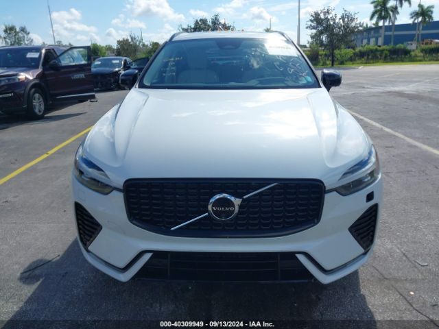 YV4L12RL1R1776614 Volvo Xc60 B5 Plus Dark Theme