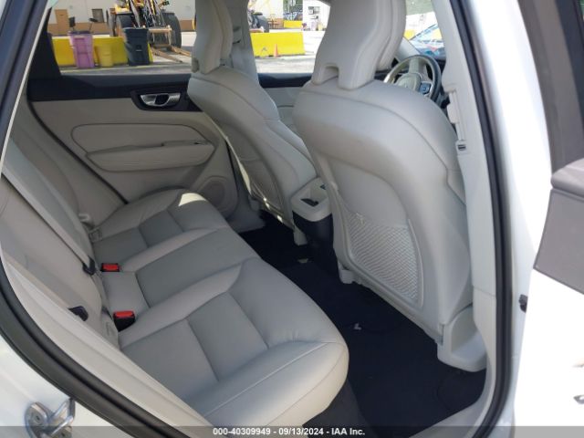 YV4L12RL1R1776614 Volvo Xc60 B5 Plus Dark Theme
