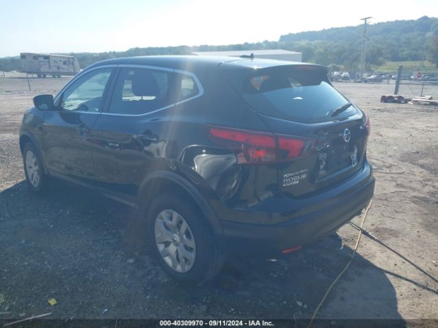 JN1BJ1CPXJW155578 Nissan Rogue Sport S