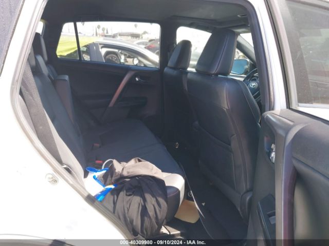 2T3NFREVXGW262529 Toyota RAV4 SE