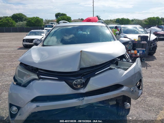 Toyota Rav4 Xle 2017 2T3WFREV9HW404570 Image 12