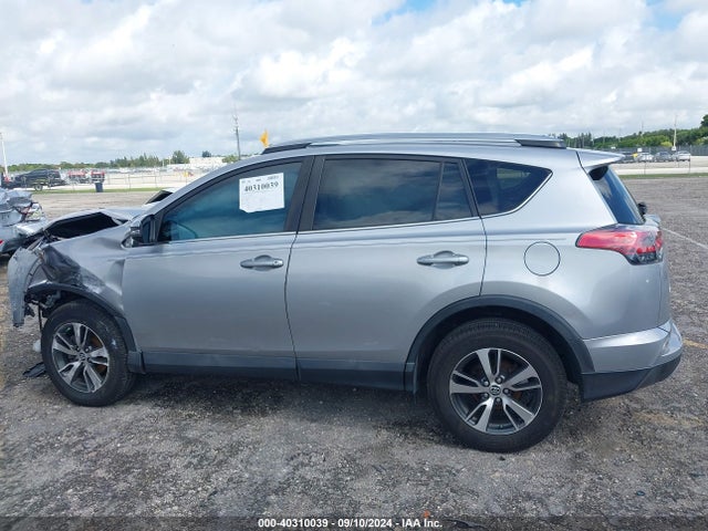 Toyota Rav4 Xle 2017 2T3WFREV9HW404570 Image 14