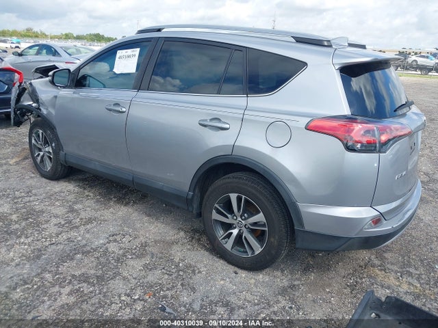 Toyota Rav4 Xle 2017 2T3WFREV9HW404570 Image 3