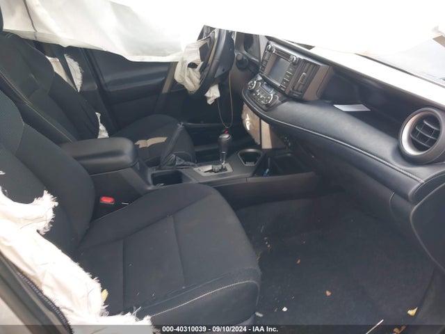 Toyota Rav4 Xle 2017 2T3WFREV9HW404570 Image 5