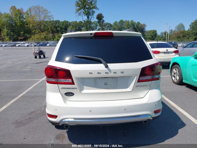 3C4PDCGG7JT505366 Dodge Journey Crossroad