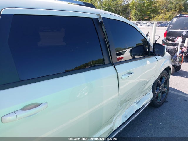 3C4PDCGG7JT505366 Dodge Journey Crossroad