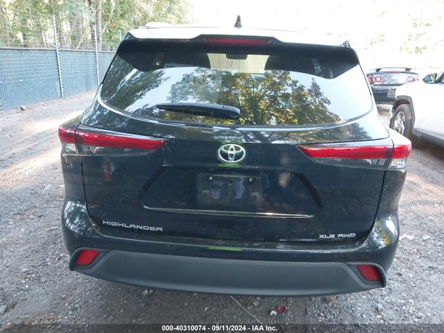 Toyota Highlander Xle 2021 5TDGZRBH8MS551498 Image 16