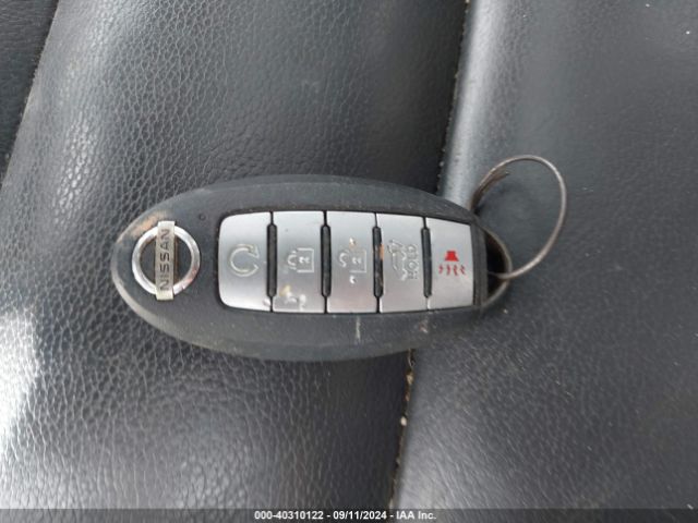 JN8AT3CA0MW019219 Nissan Rogue Sl Fwd