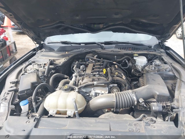 Ford Mustang Ecoboost Fastback 2021 1FA6P8TH2M5105451 Image 10
