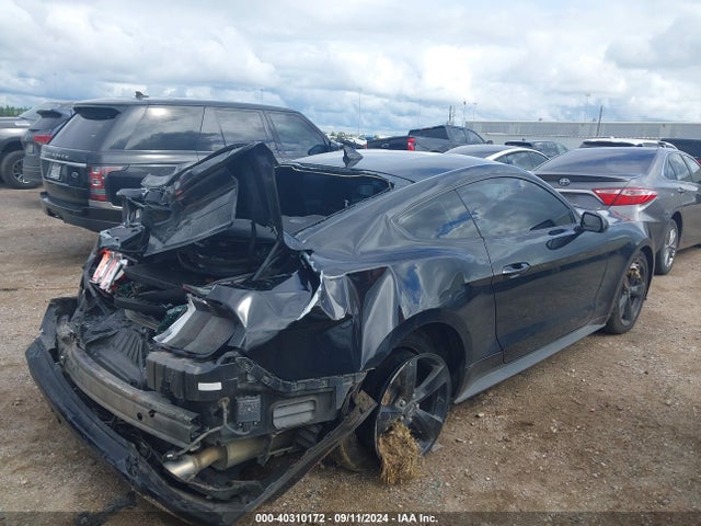 Ford Mustang Ecoboost Fastback 2021 1FA6P8TH2M5105451 Image 4