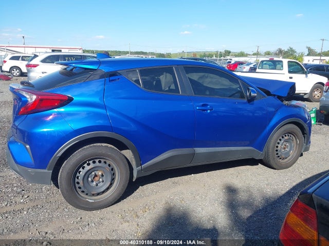 Toyota C-HR LE 2019 NMTKHMBX7KR085937 Image 13