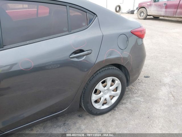 JM1BM1U78E1131513 Mazda Mazda3 I Sport
