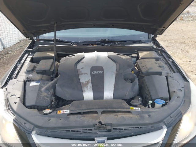 Продажа на аукционе авто 2013 Hyundai Genesis 3.8, vin: KMHGC4DD5DU247700, номер лота: 40310271