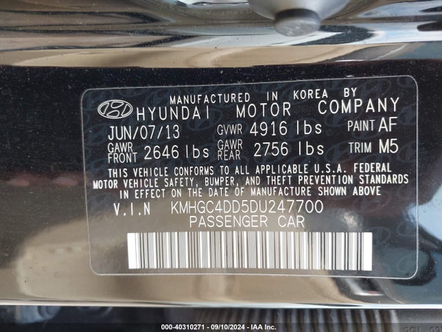 Продажа на аукционе авто 2013 Hyundai Genesis 3.8, vin: KMHGC4DD5DU247700, номер лота: 40310271