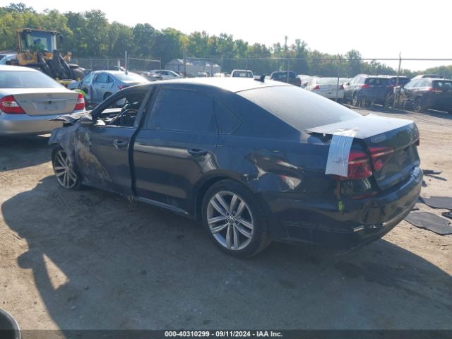1VWLA7A30KC005726 Volkswagen Passat 2.0t Wolfsburg Edition