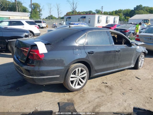1VWLA7A30KC005726 Volkswagen Passat 2.0t Wolfsburg Edition