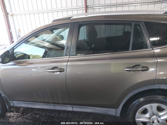 Toyota RAV4 LE 2015 2T3BFREV5FW394051 Image 14